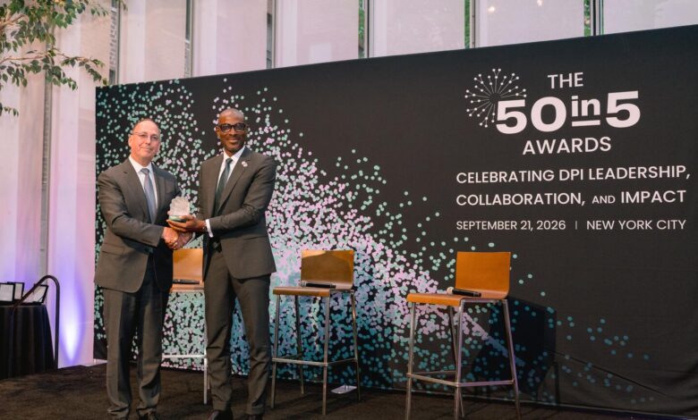 L’ASIN a remporté le prix Impact des 50-in-5 Awards, qui récompensent les personnes et initiatives faisant progresser les infrastructures publiques numériques dans le monde.